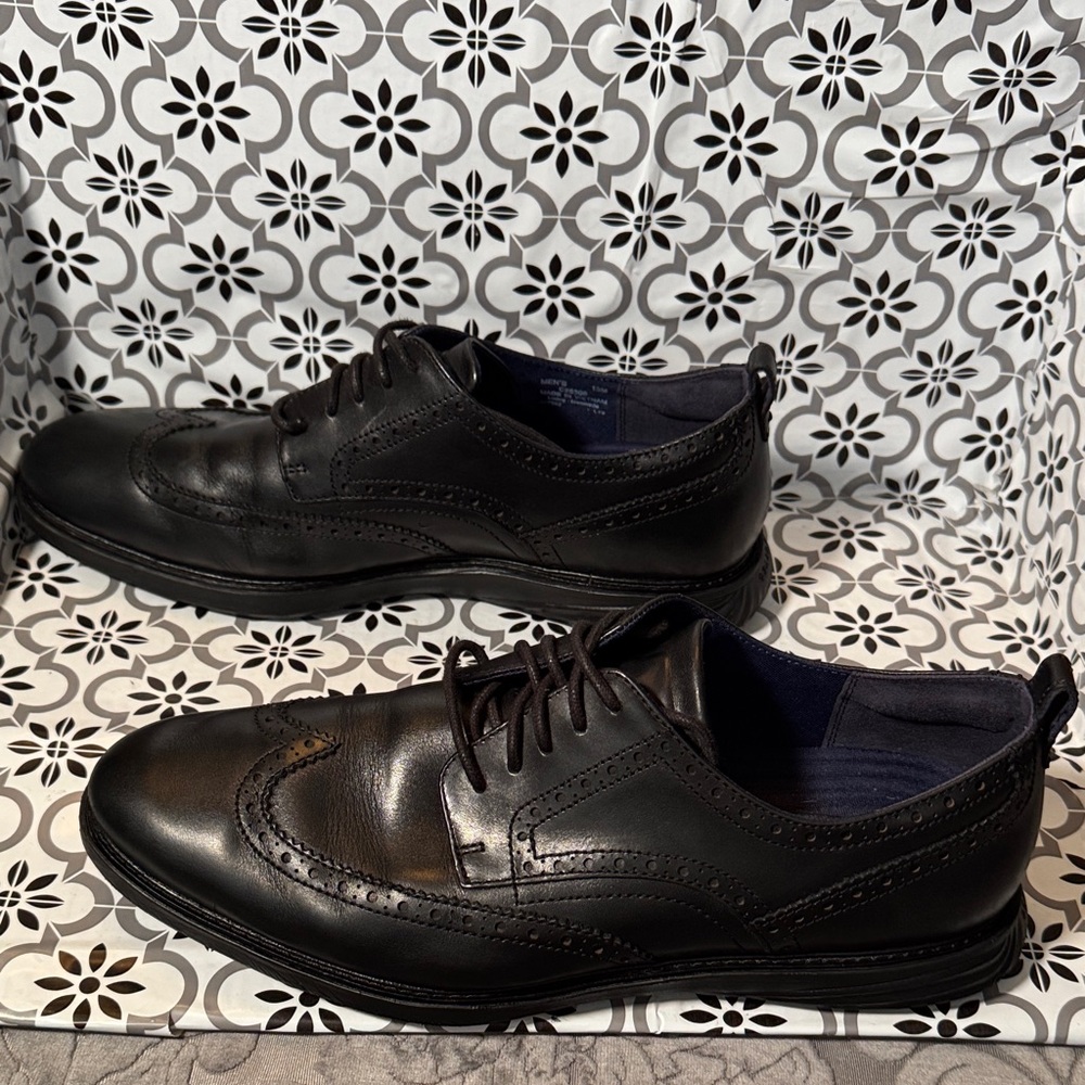 Cole Haan Grand. O5 Black Leather lace up formal rubber bottom Oxfords Sz 13
